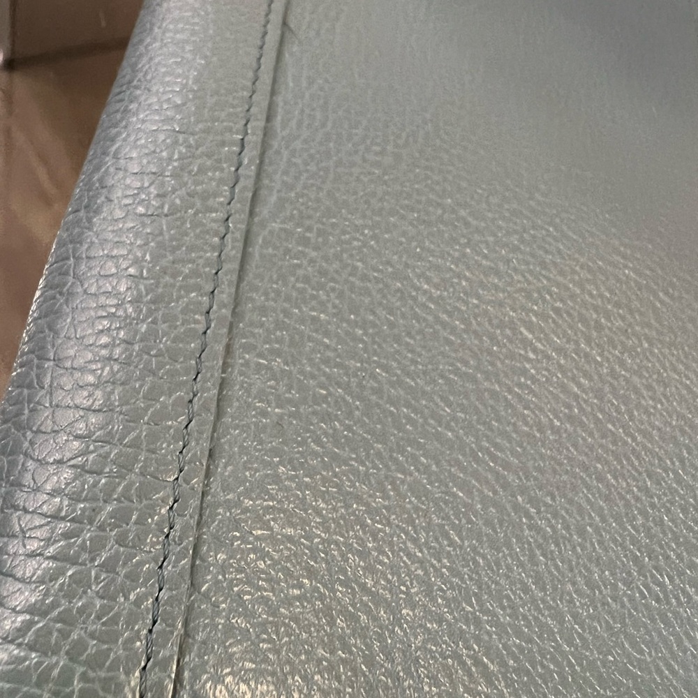 Longchamp Pebble Leather Zip Around Wallet - Picture 8 of 8
